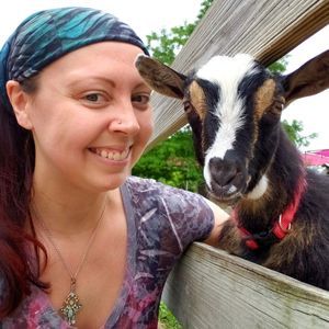 Meet your Posher, Nicole